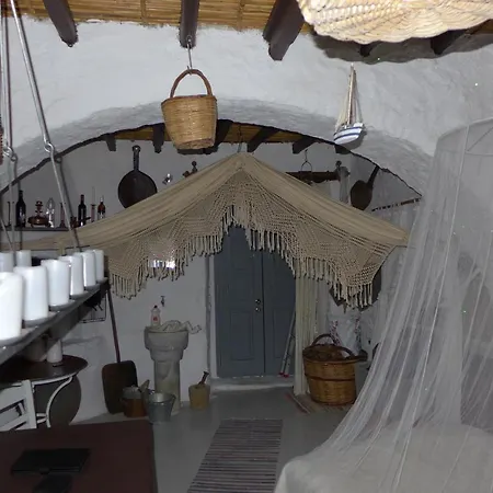 Romantica Parikia (Paros)